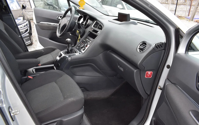 Peugeot 5008 cena 18500 przebieg: 267181, rok produkcji 2010 z Wałbrzych małe 277